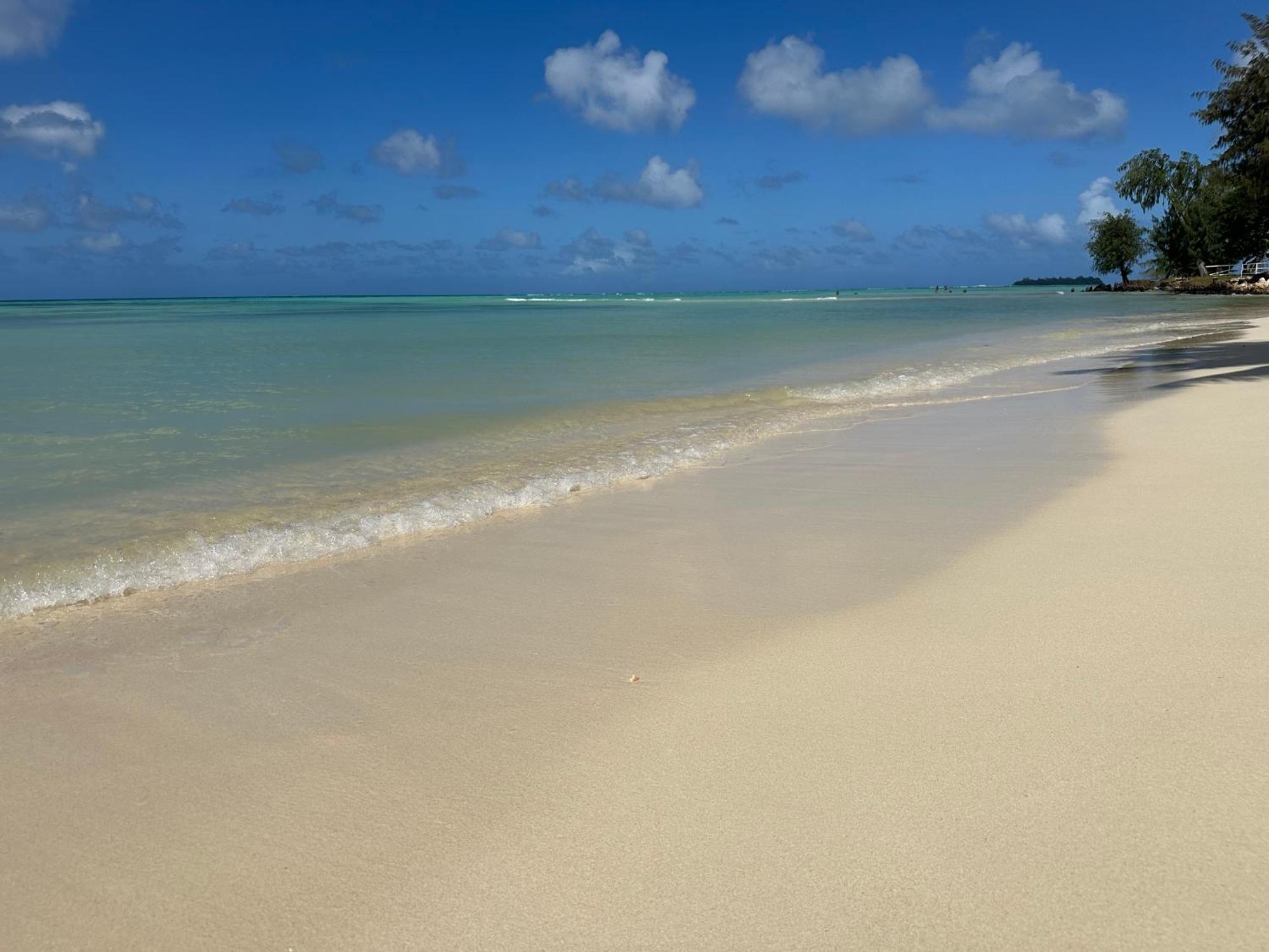 Marianas Beach Resort Сайпан Экстерьер фото